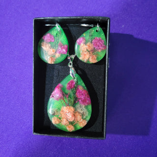 Pressed Flower Resin Earring Necklace Set