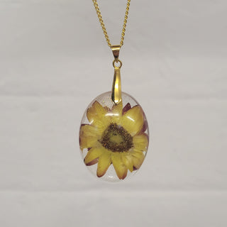Straw Flower Resin Necklace Iridescent Glitter