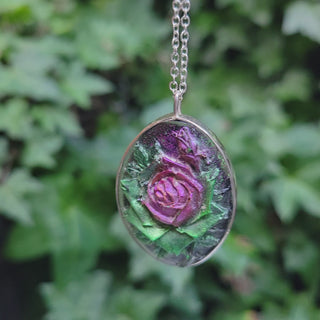 rose in bezel